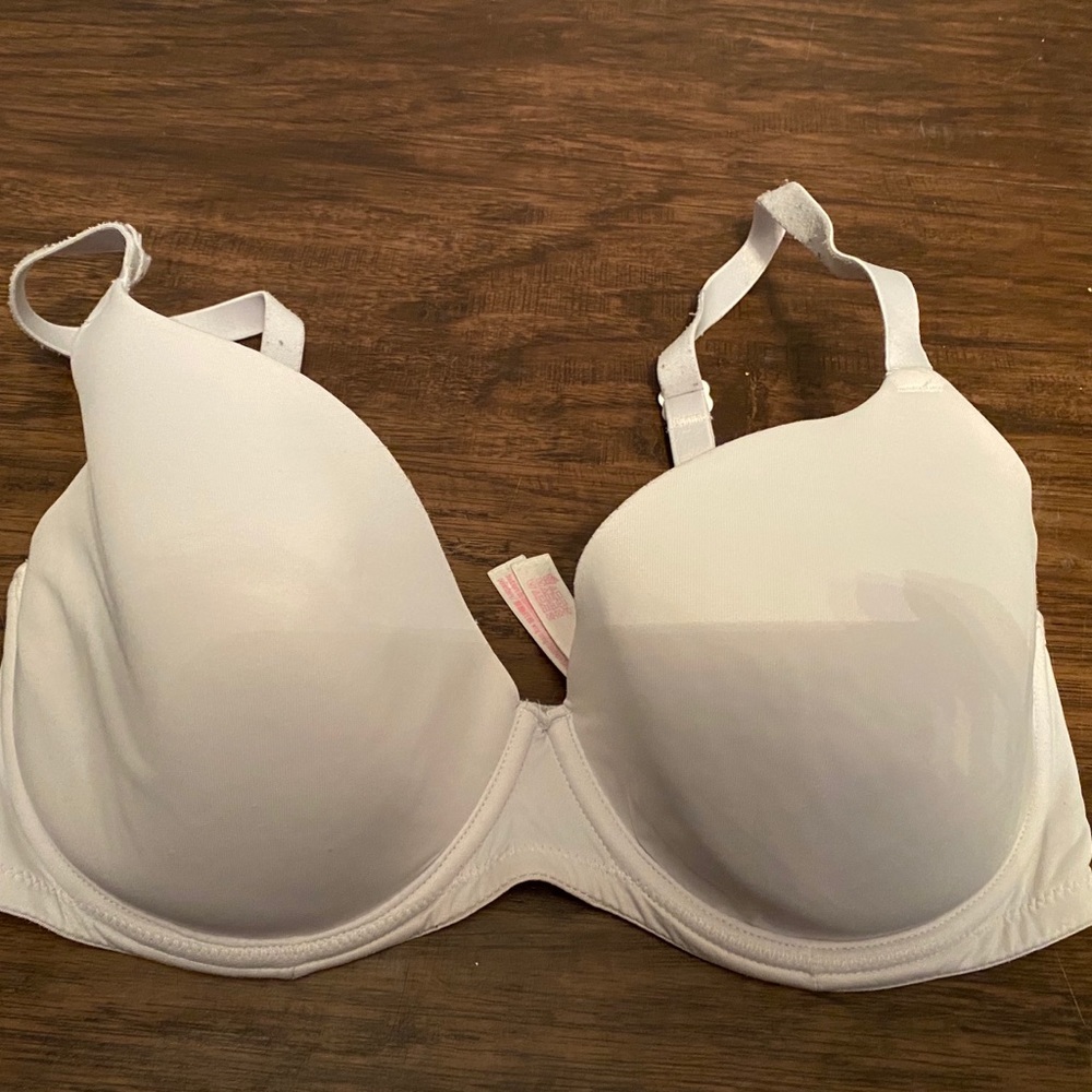 PINK Victoria’s Secret bra 34DD